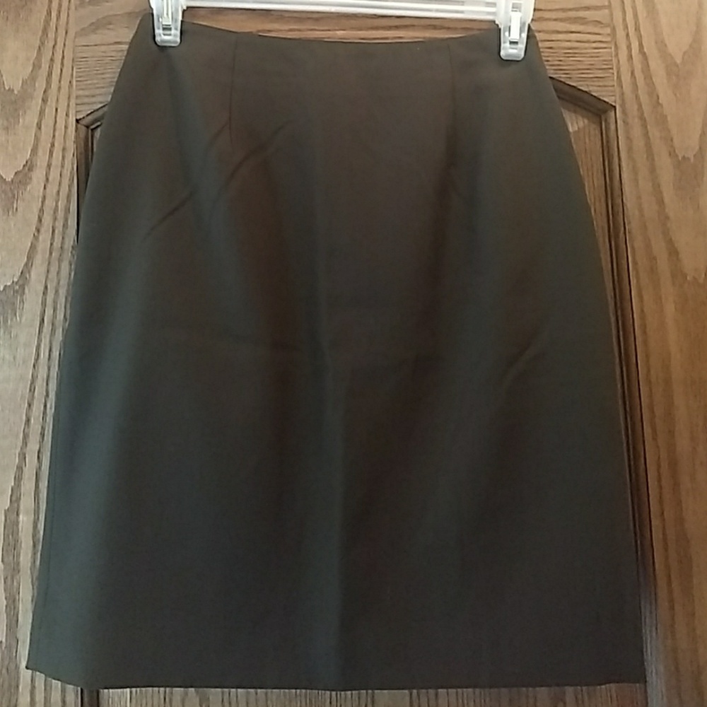 Brown pencil skirt